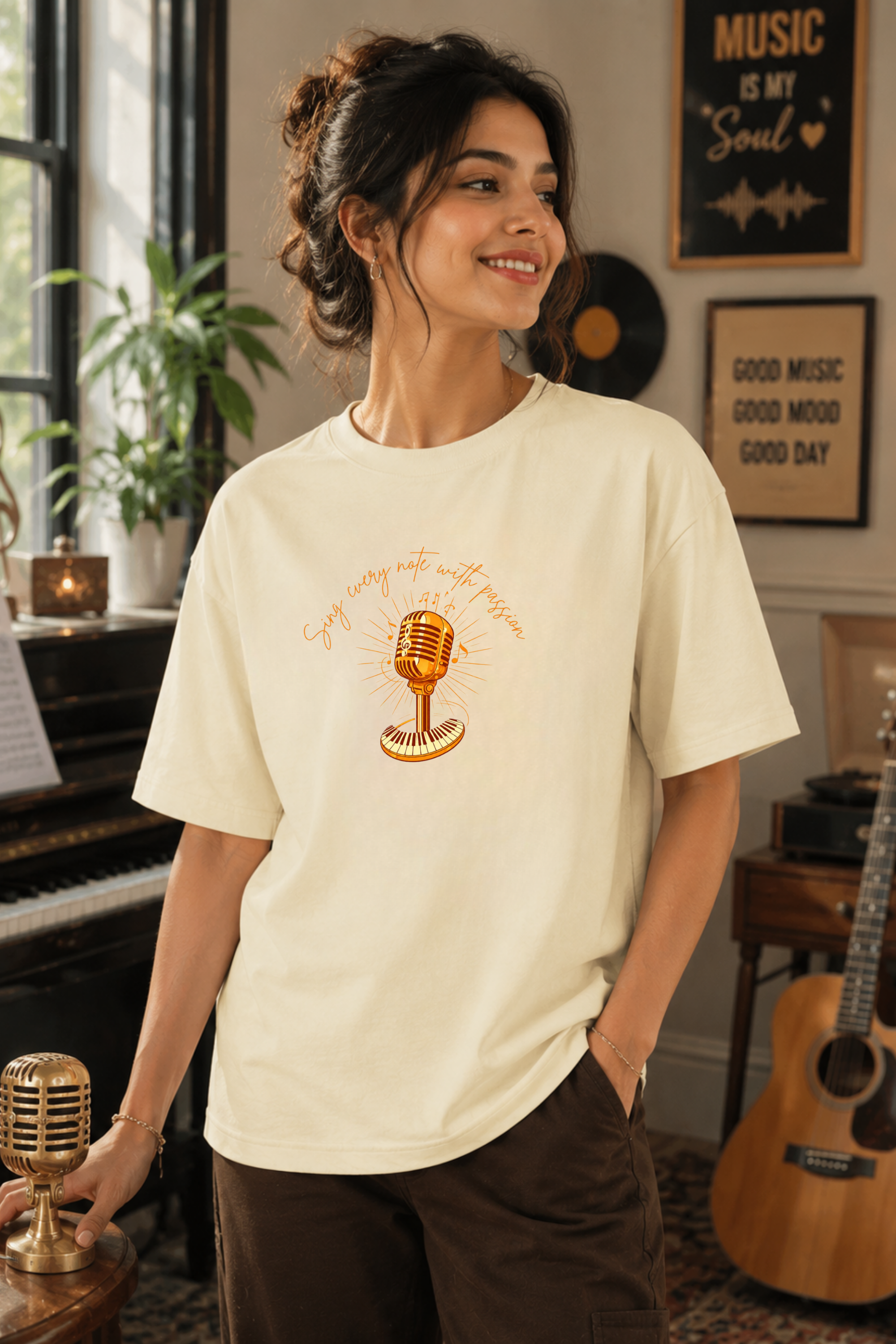 Mic Oversized Tee - Off white