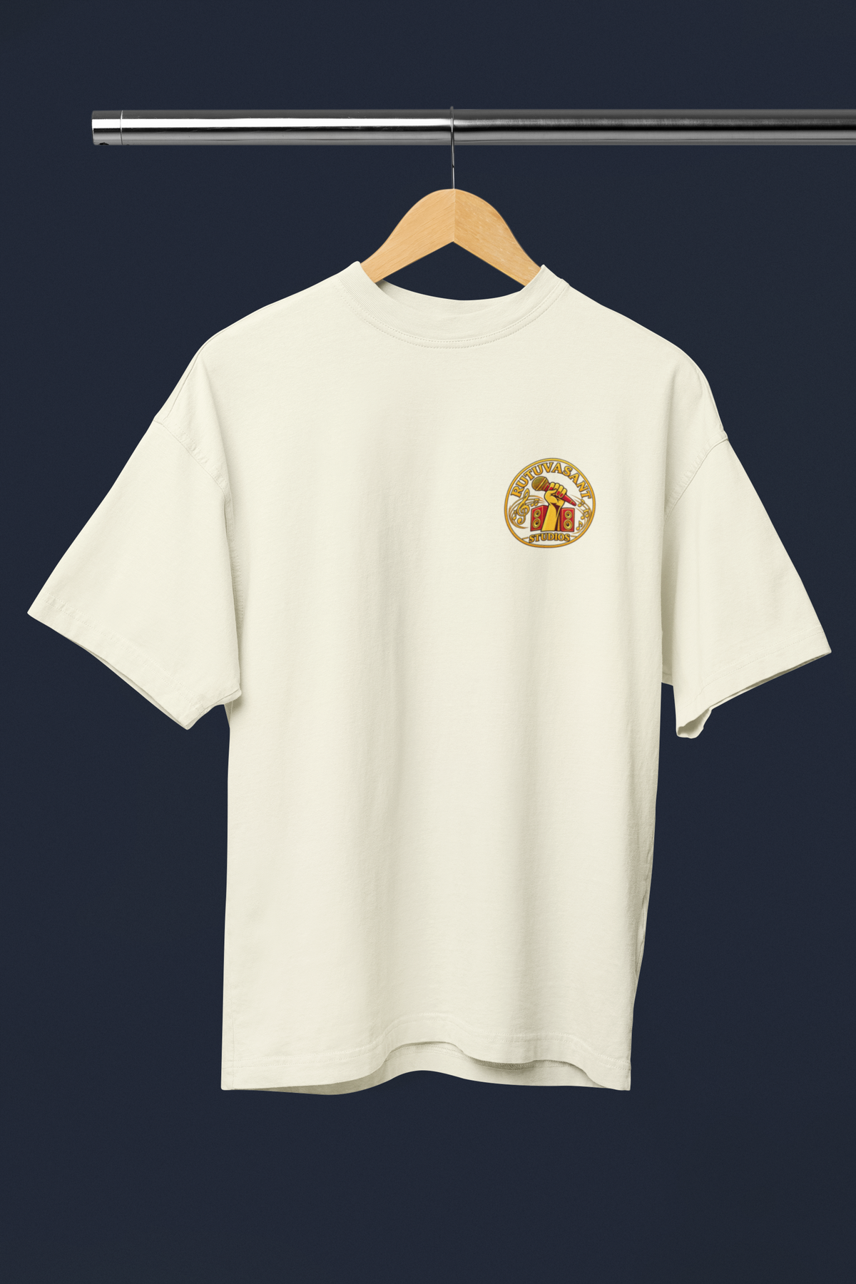 Oversized T-shirt 4 - Rutuvasant - Off White